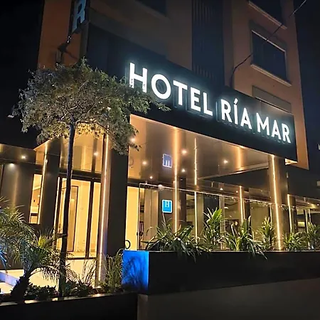 Ria Mar מלון 3*